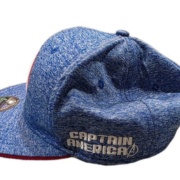 Marvel Captain America Snapback Hat - Picture 2 of 7